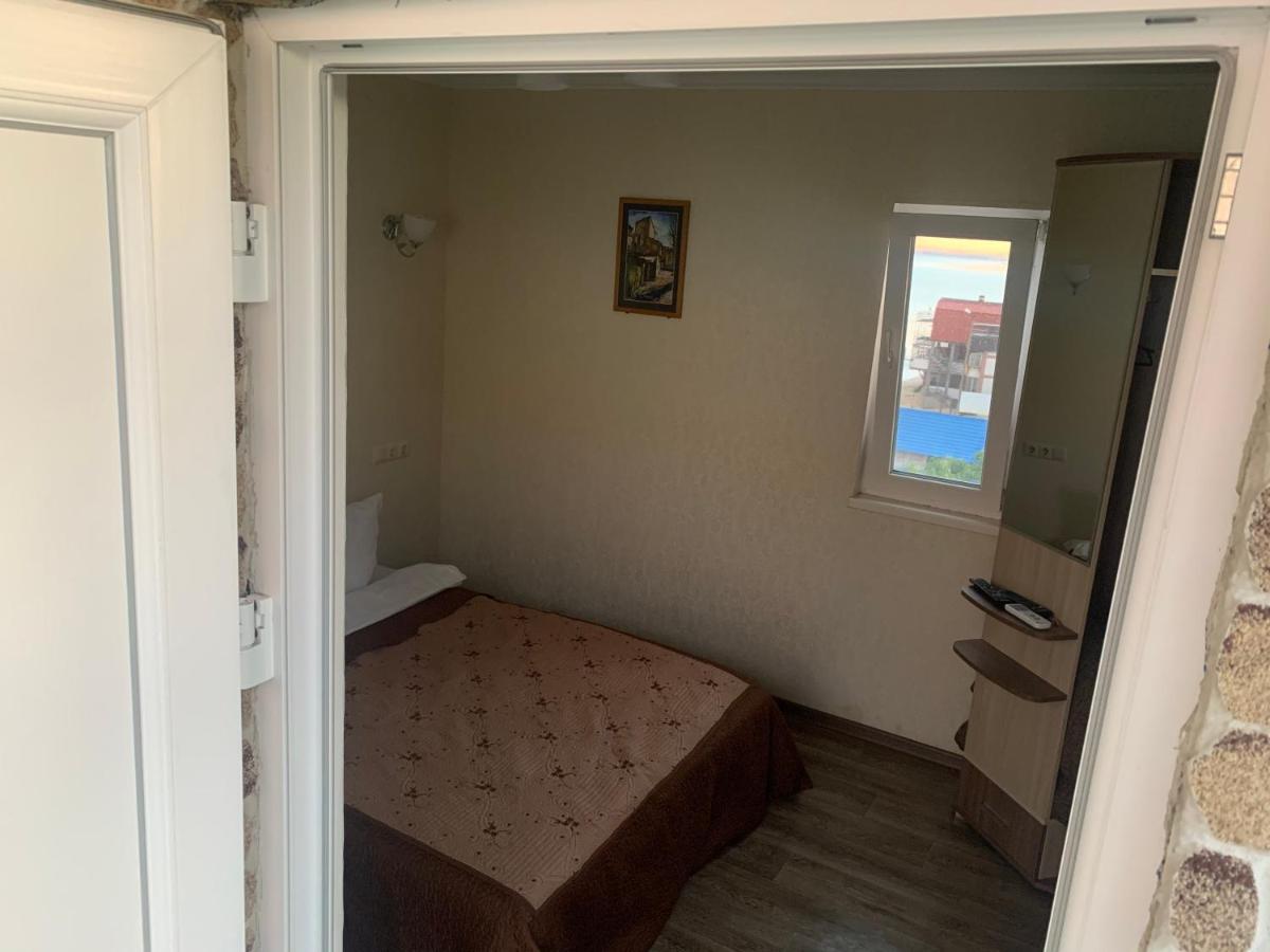 Guest House Dacha Nova Dofinivka エクステリア 写真